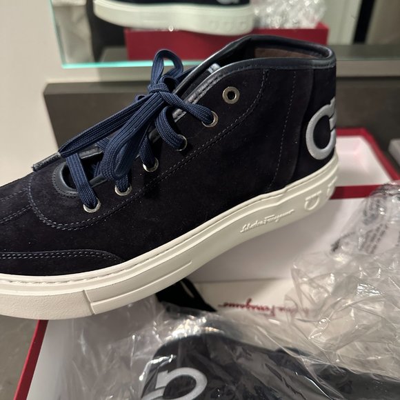 SALVATORE FERRAGAMO Gancini Suede Leather Sneaker NAVY BLUE BNIB $660 DUST BAG - Picture 11 of 14